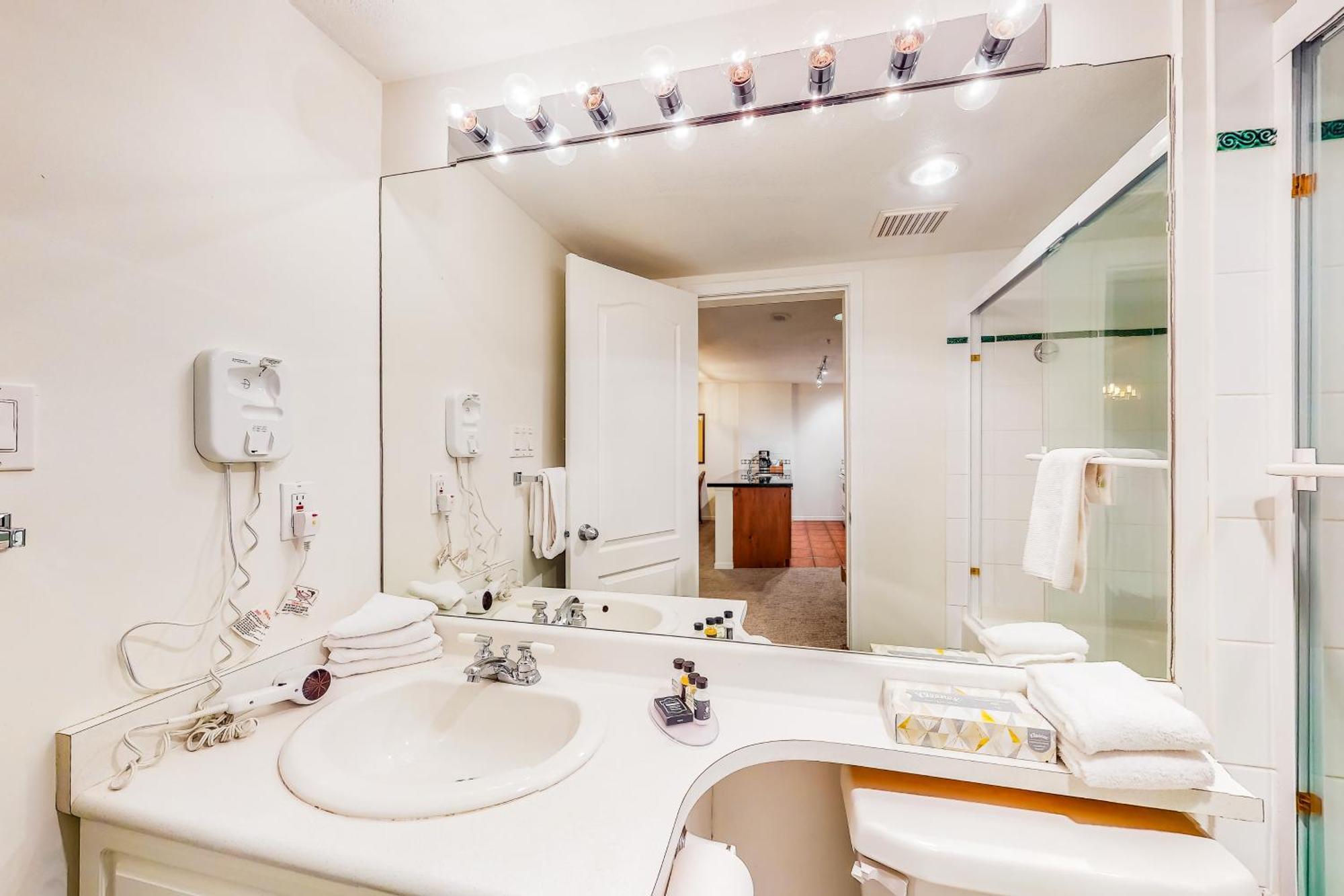 Town Plaza Appartement *